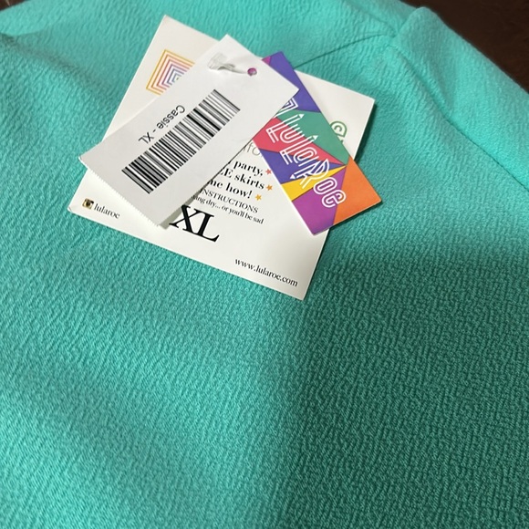 Lularoe Cassie skirt XL 🆕 - Picture 3 of 5